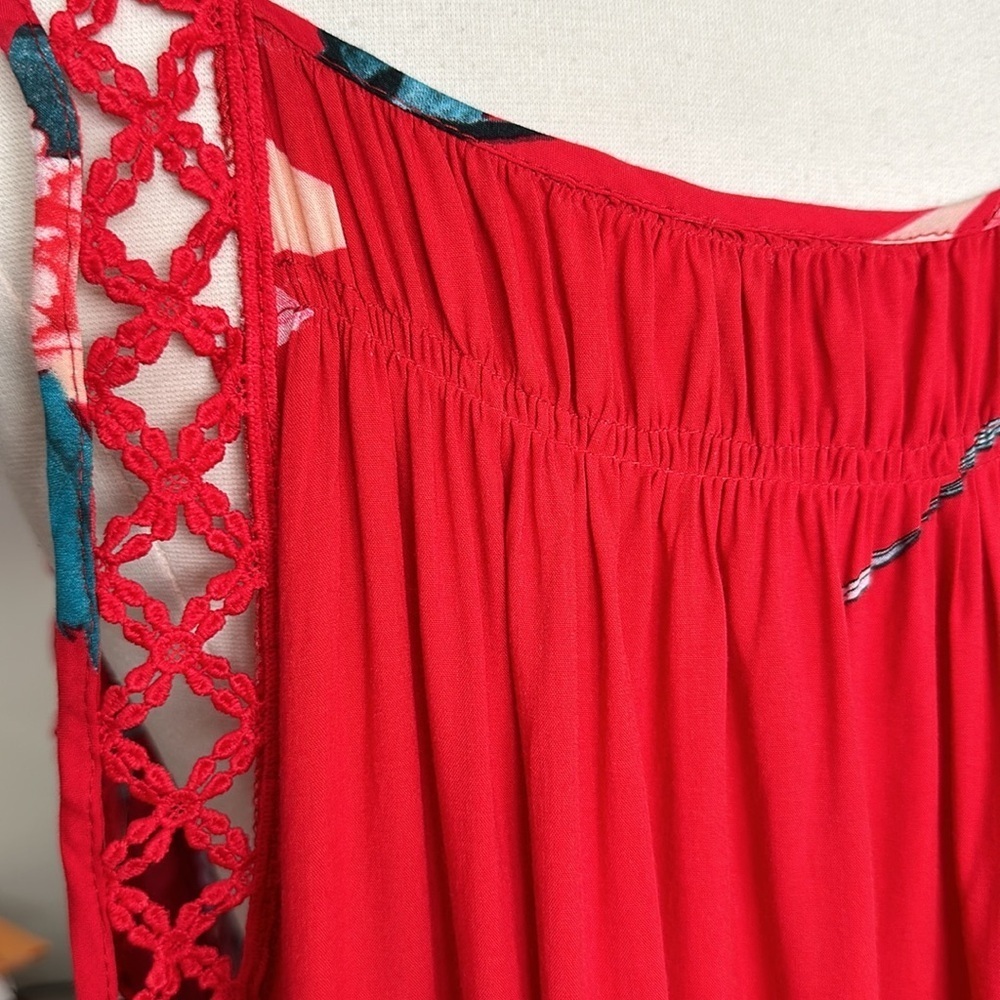 Jaase Red Floral Maxi Dress - Picture 13 of 16